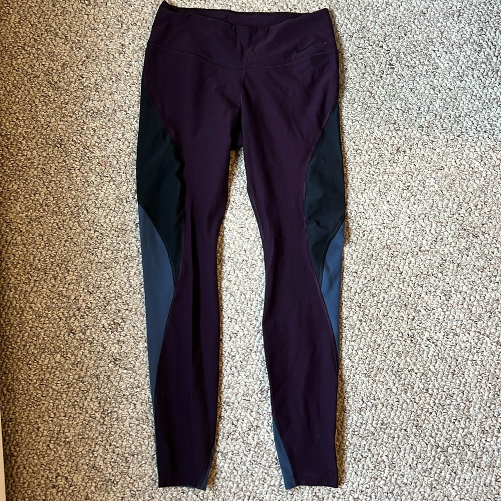 NIKE Dri Fit workout legging